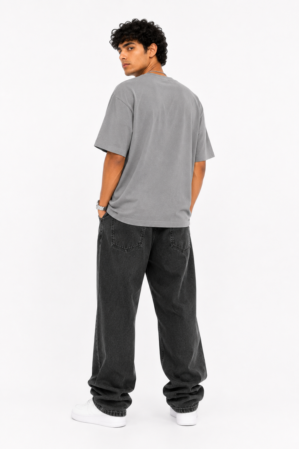StitchVaults™ Untamed Tiger Oversized Graphic T-Shirt - Image 2