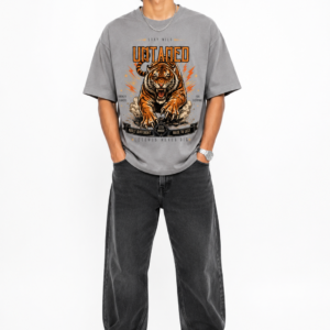 StitchVaults™ Untamed Tiger Oversized Graphic T-Shirt